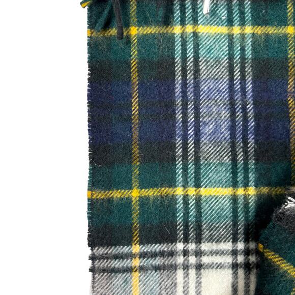 VINTAGE Christian Dior Monsieur Plaid Scarf 100% Acrylic Cashmaire Japan 55" - Picture 4 of 7